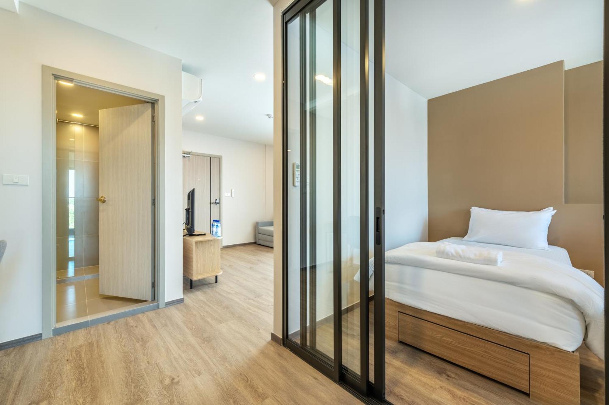 Salaya One Hotel & Service Apartment Zewnętrze zdjęcie