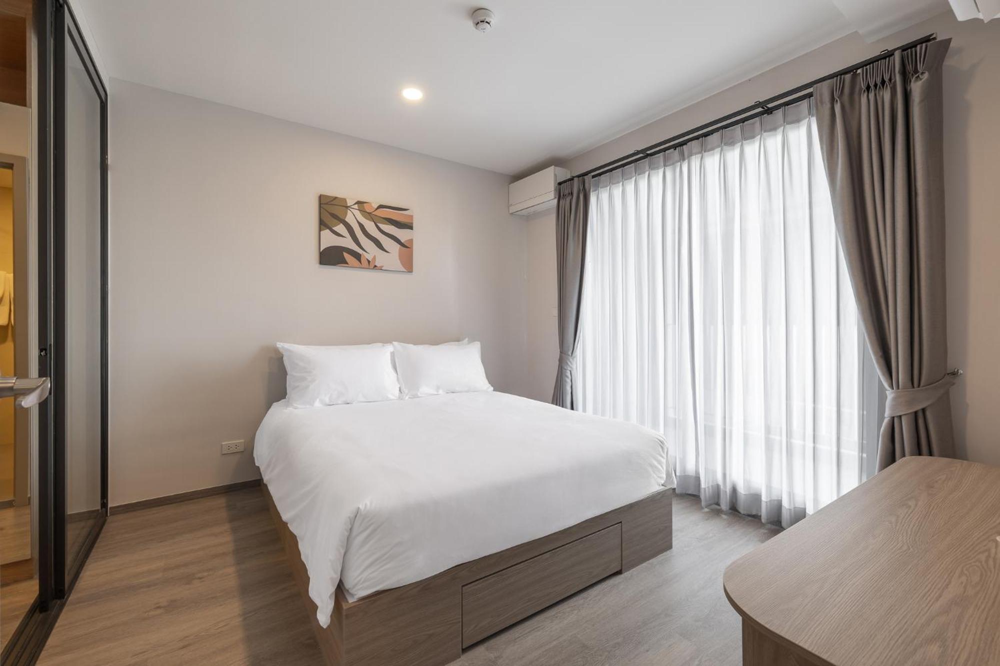 Salaya One Hotel & Service Apartment Zewnętrze zdjęcie
