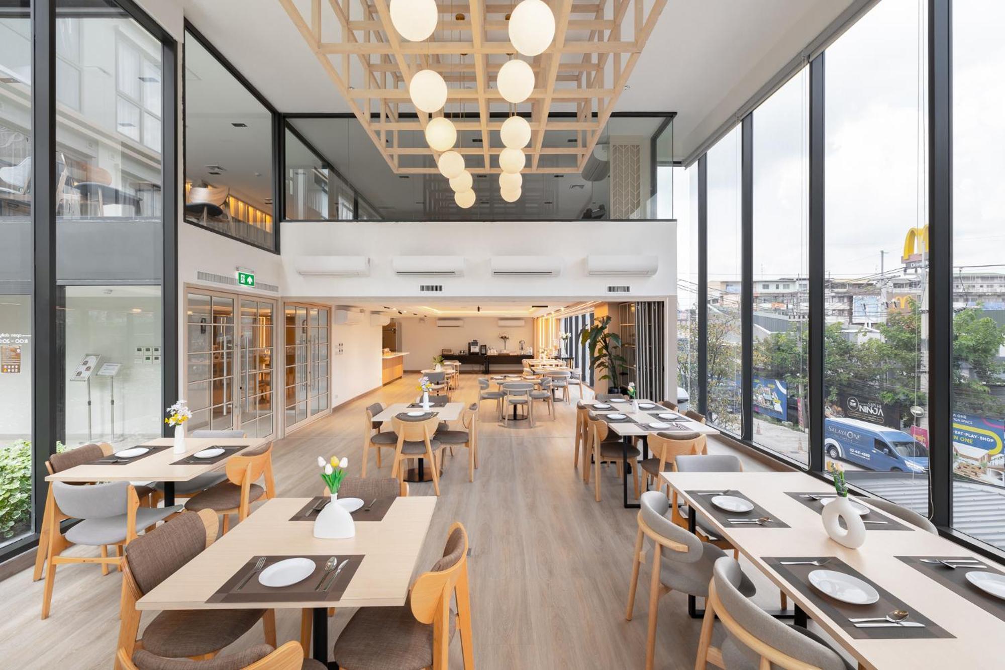 Salaya One Hotel & Service Apartment Zewnętrze zdjęcie